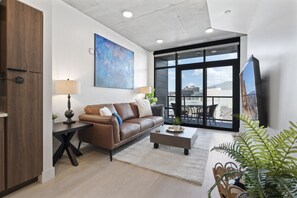 Smart TV - Stay in Style Downtown SLC (Salt Lake City)