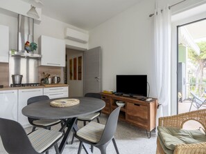 Dining - Apartment Epine by Interhome (Riva Ligure)