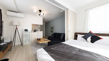 Business Apartment | 1 bedroom, blackout curtains, iron/ironing board, free WiFi