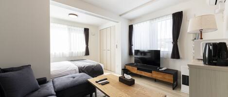 Business Apartment | Living area