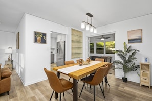 Dining - Modern Home Near UF, Stadium - Private Gazebo, Pets! (Gainesville)