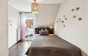 2 habitaciones, cuna de viaje y internet 