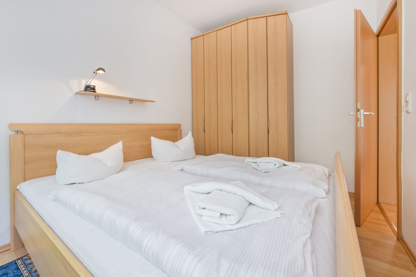 2 bedrooms, bed sheets