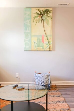 Interior - Sojourns Spit 2 BR  Beach Shack 1278WOV#2 (Norfolk)