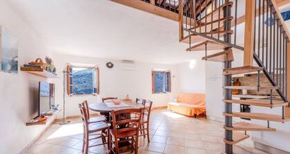 La Fortezza with attention to detail with a splendid view of Marciana