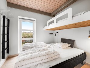 9 bedrooms, Internet - "Nafne" - 1.2km from the sea by Interhome (Hvide Sande)