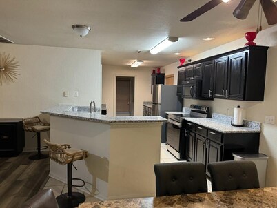 Saegert Ranch Oasis: 4BR/2.5BA