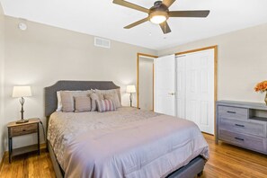 3 soveværelser, skrivebord, strygejern/strygebræt, gratis Wi-Fi