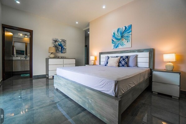 4 bedrooms, WiFi, bed sheets