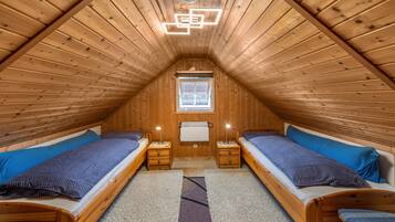 3 Schlafzimmer, Bügeleisen/Bügelbrett, kostenloses WLAN, Bettwäsche