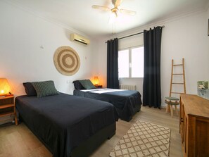 6 soverom, skrivebord, strykejern/-brett og wi-fi