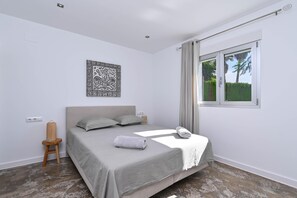 3 Schlafzimmer, Bügeleisen/Bügelbrett, WLAN, Bettwäsche