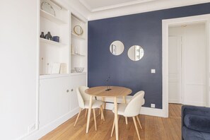 Dining - Apartment 1 Bedroom # Paris 14 # Alesia (Paris)