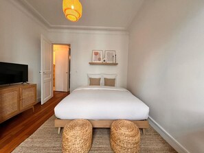 1 soverom, strykejern/-brett, reiseseng for barn og wi-fi