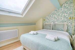 1 slaapkamer, een strijkplank/strijkijzer, reisbedje, gratis wifi