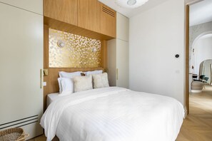 2 slaapkamers, een strijkplank/strijkijzer, reisbedje, wifi