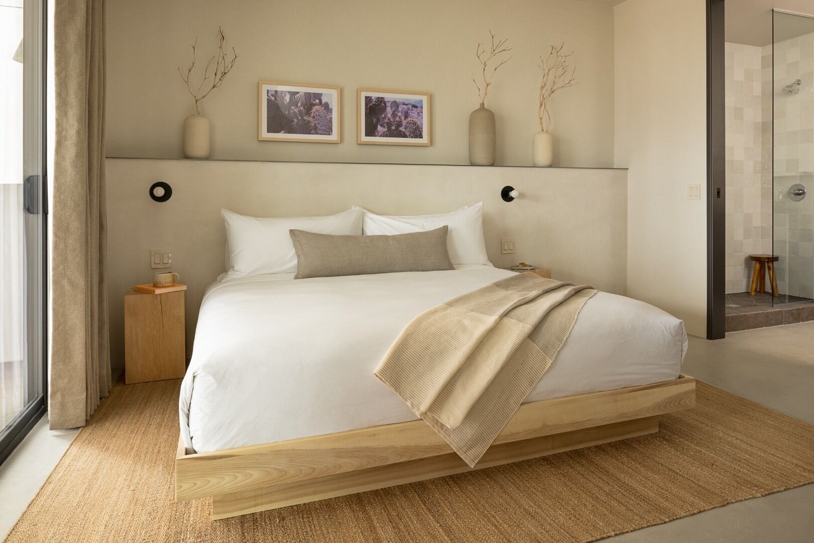 Luxurious Two-Bedroom Suite in the Heart of Palm Springs