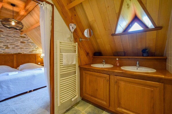 3 Schlafzimmer, Bügeleisen/Bügelbrett, kostenloses WLAN