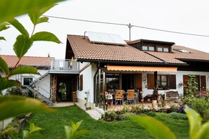 Esterni