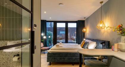 Romantic Garden Stay