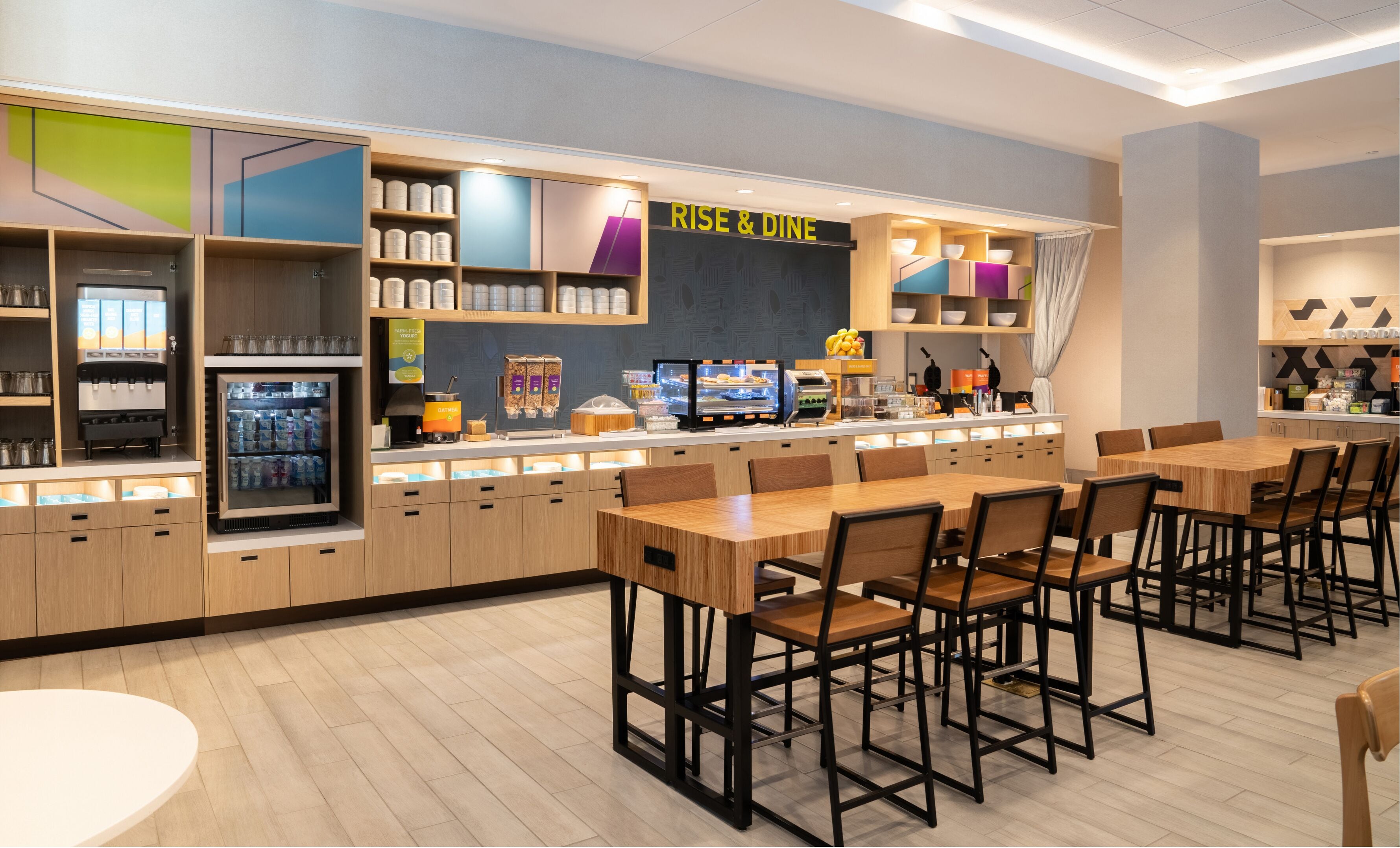 Ilmainen päivittäinen buffetaamiainen 