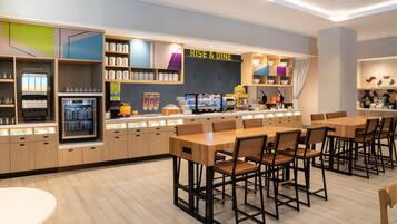 Petit déjeuner buffet compris tous les jours