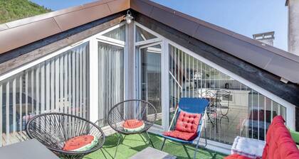 Bel appartement duplex, terrasse , 2 min du lac ,4pers