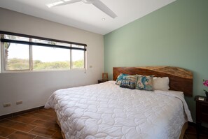 3 habitaciones, tabla de planchar con plancha y wifi gratis 