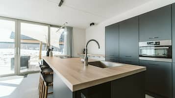 Fridge, microwave, oven, dishwasher