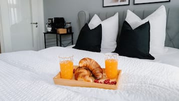 4 bedrooms, WiFi, bed sheets