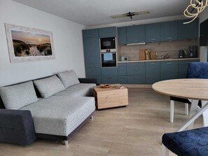 TV - Ferienwohnung Lanckensburg 2 (Altenkirchen)