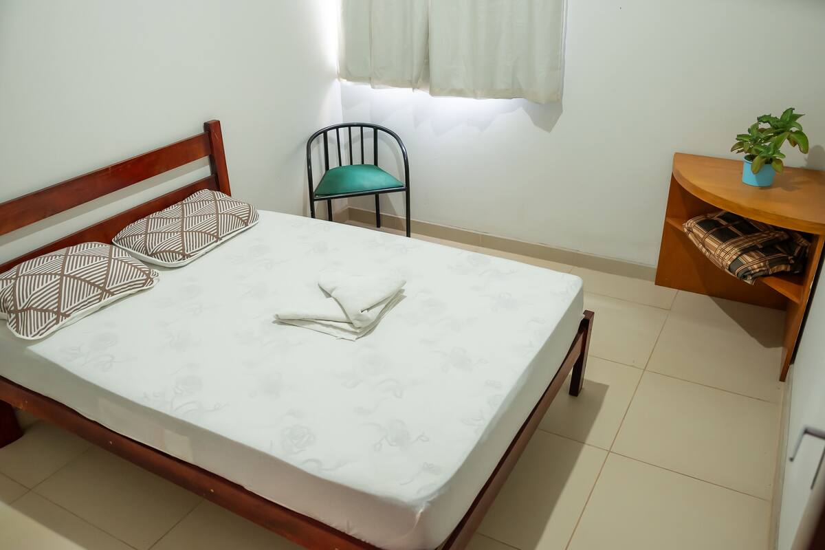 Classic Double Room | Peralatan tempat tidur hipoalergenik, Wi-fi percuma