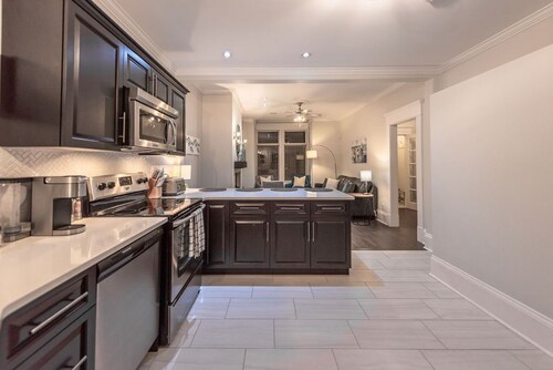 Boulevard House | Quidi Vidi Lake | Parking