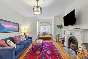 TV, fireplace, offices