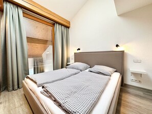 2 quartos, Wi-Fi de cortesia, roupa de cama