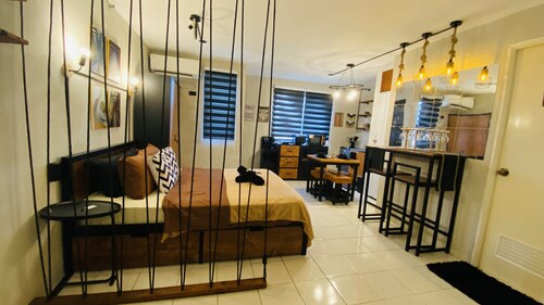 Casa Cabilao Staycation Beside Enchanted Kingdom