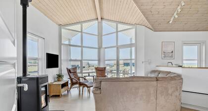 Amazing home in Nordborg with WiFi