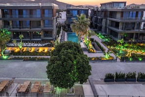 Front of property - Bodrum Ada Suites Beach Hotel (Bodrum)