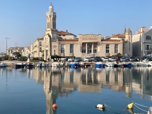 Marina