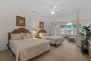 Desk, iron/ironing board, WiFi, bed sheets
