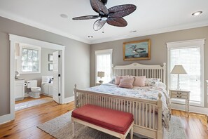 4 Schlafzimmer, Bügeleisen/Bügelbrett, kostenloses WLAN, Bettwäsche