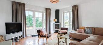 Stunning home in Makkum with WiFi