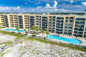 Exterior - Azure 421 ~ Ocean Views ~ Free Beach Service (Fort Walton Beach)