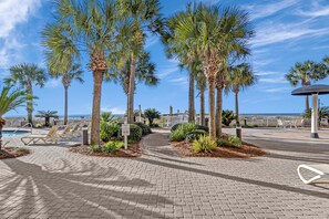 Terrace/patio - Azure 421 ~ Ocean Views ~ Free Beach Service (Fort Walton Beach)