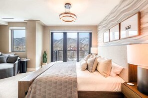 5 habitaciones, tabla de planchar con plancha, wifi y ropa de cama 