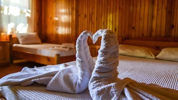 Tree House, vue partielle sur la mer | 3 chambres, Wi-Fi gratuit, draps fournis