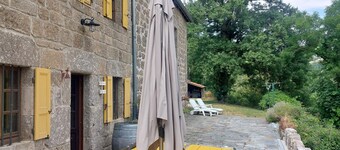 Maison Familiale Avec Salle de Jeux à Proximité Base de Rafting