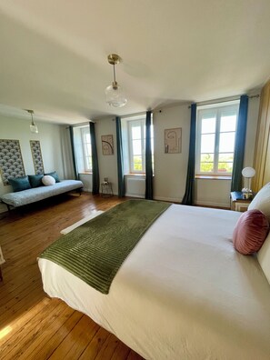 2 sovrum, strykjärn/strykbräda, resesäng och gratis wi-fi