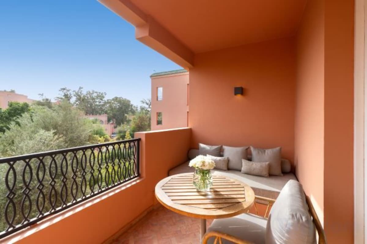 Contemporary Classic Room, 1 King-Size Bed or Twin Beds, Balcony