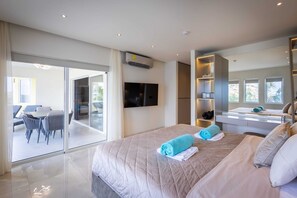 3 chambres, fer et planche à repasser, Wi-Fi, literie fournie